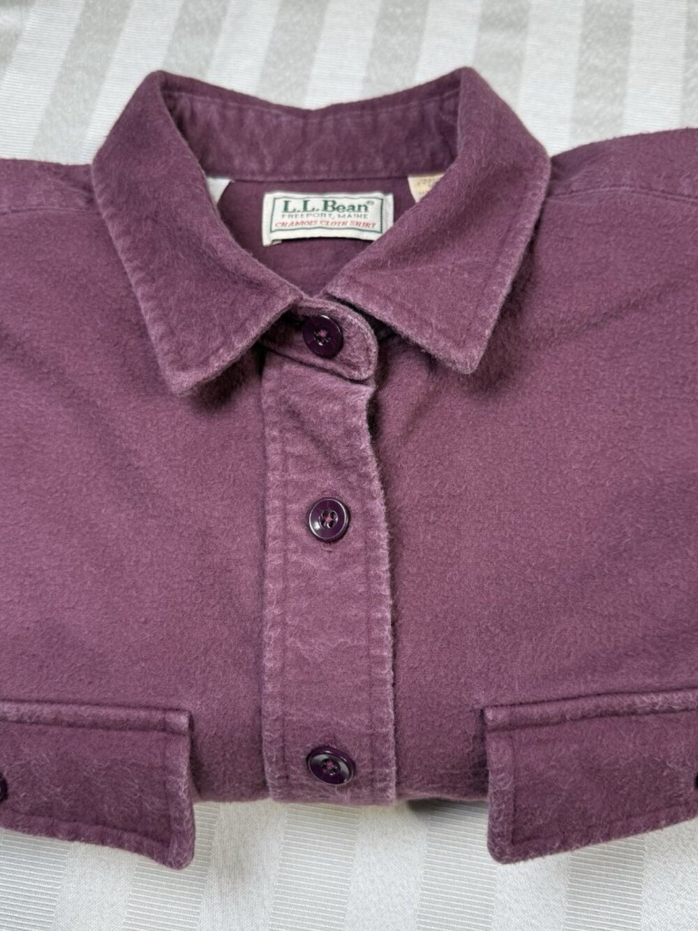 Vintage LL Bean Chamois Cloth Shirt Women’s 16 Burgundy Button Front USA 1993 - Picture 13 of 16